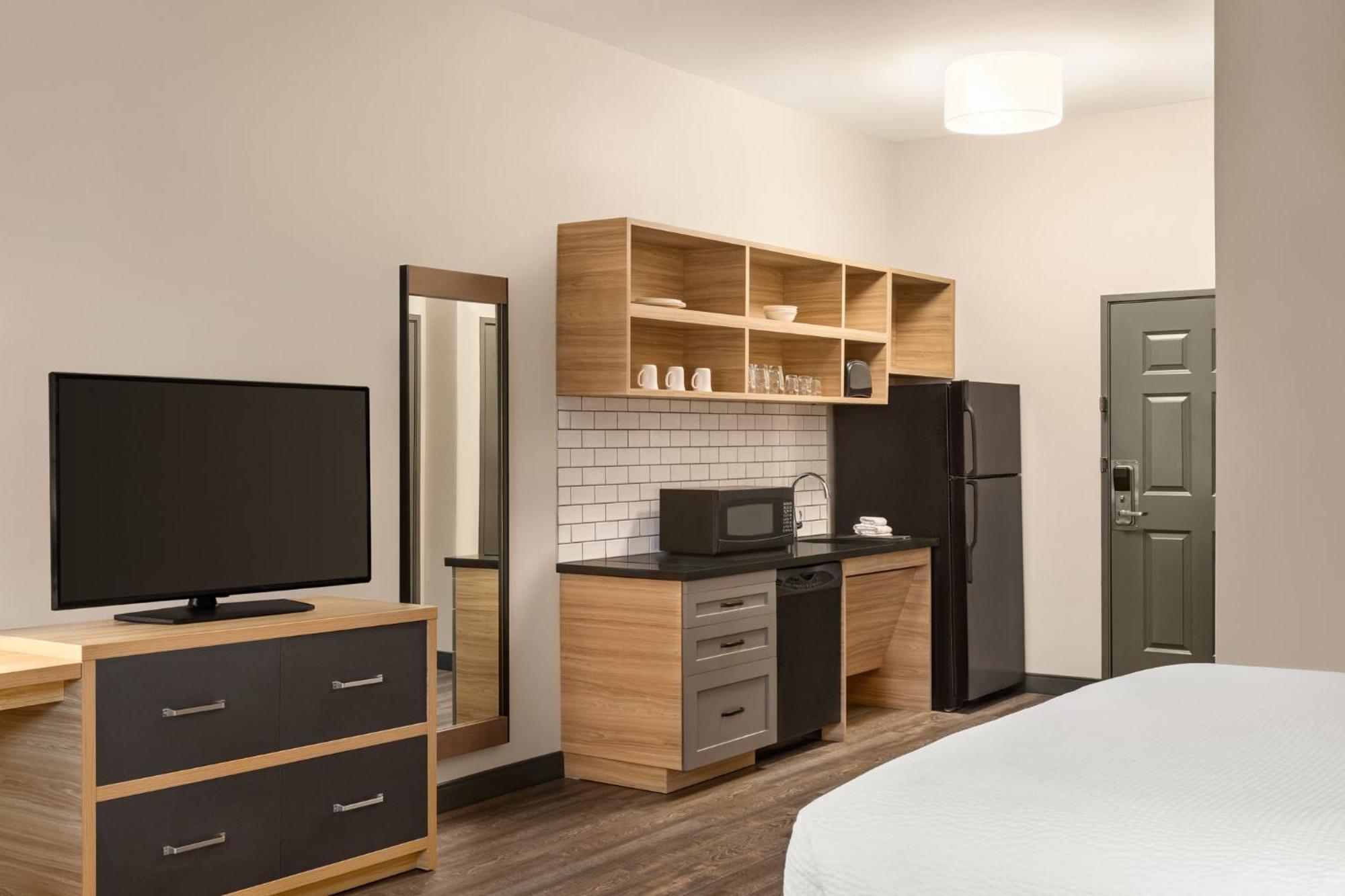 แคนเดิ้ลวูด สวีท อาเบอร์ดีน-เอดจ์วูด-เบลแอร์ Hotel ริเวอร์ไซด์ ภายนอก รูปภาพ